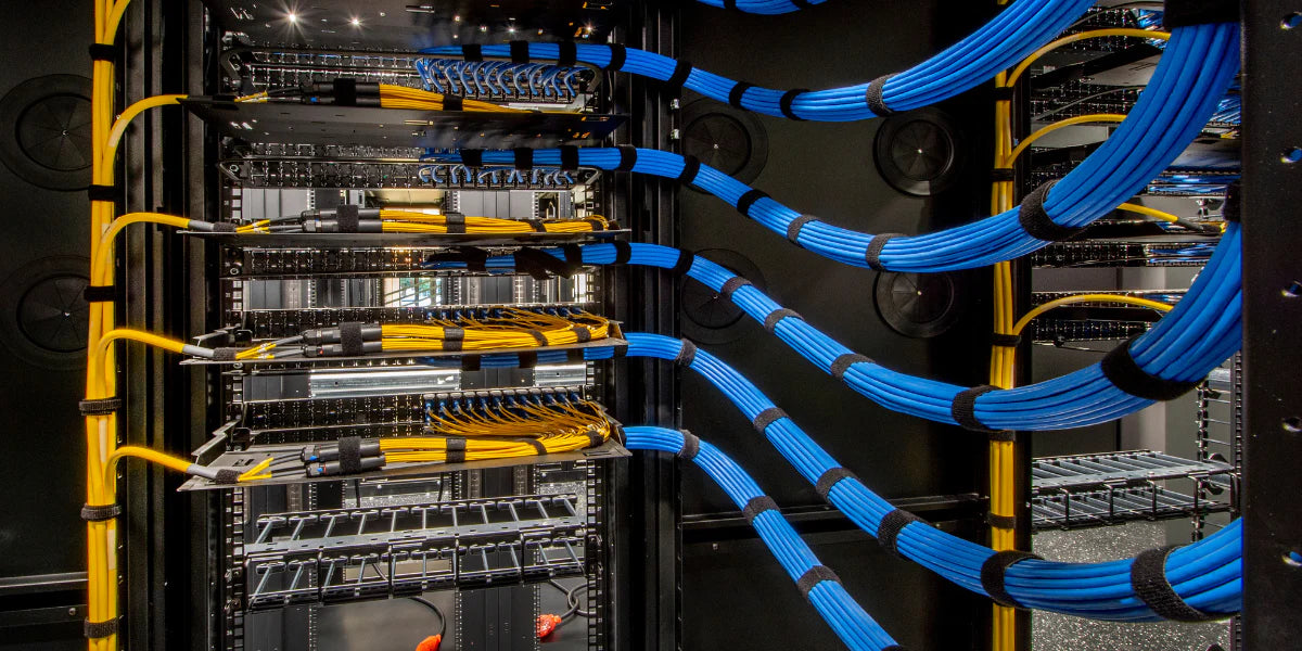 Plastic Horizontal Cable Managers for Ethernet Cabling